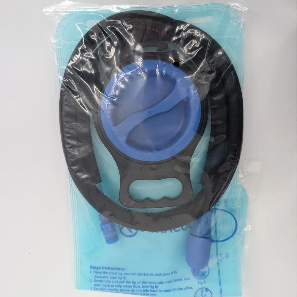 Miracol Hydration Backpack Unisex 2L Blue Thermal Insulated‎ Hiking Running Pack